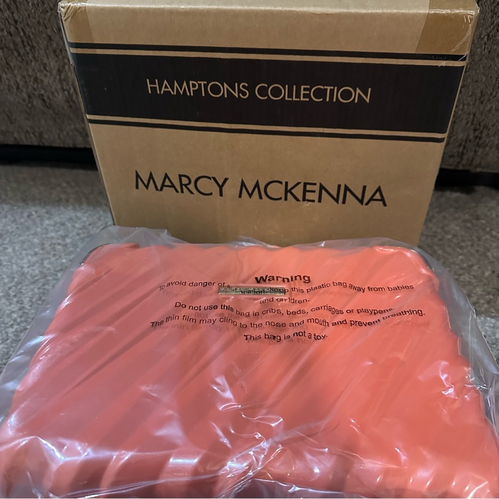 Marcy McKenna Orange Travel Case and Mini Case - Picture 9 of 12